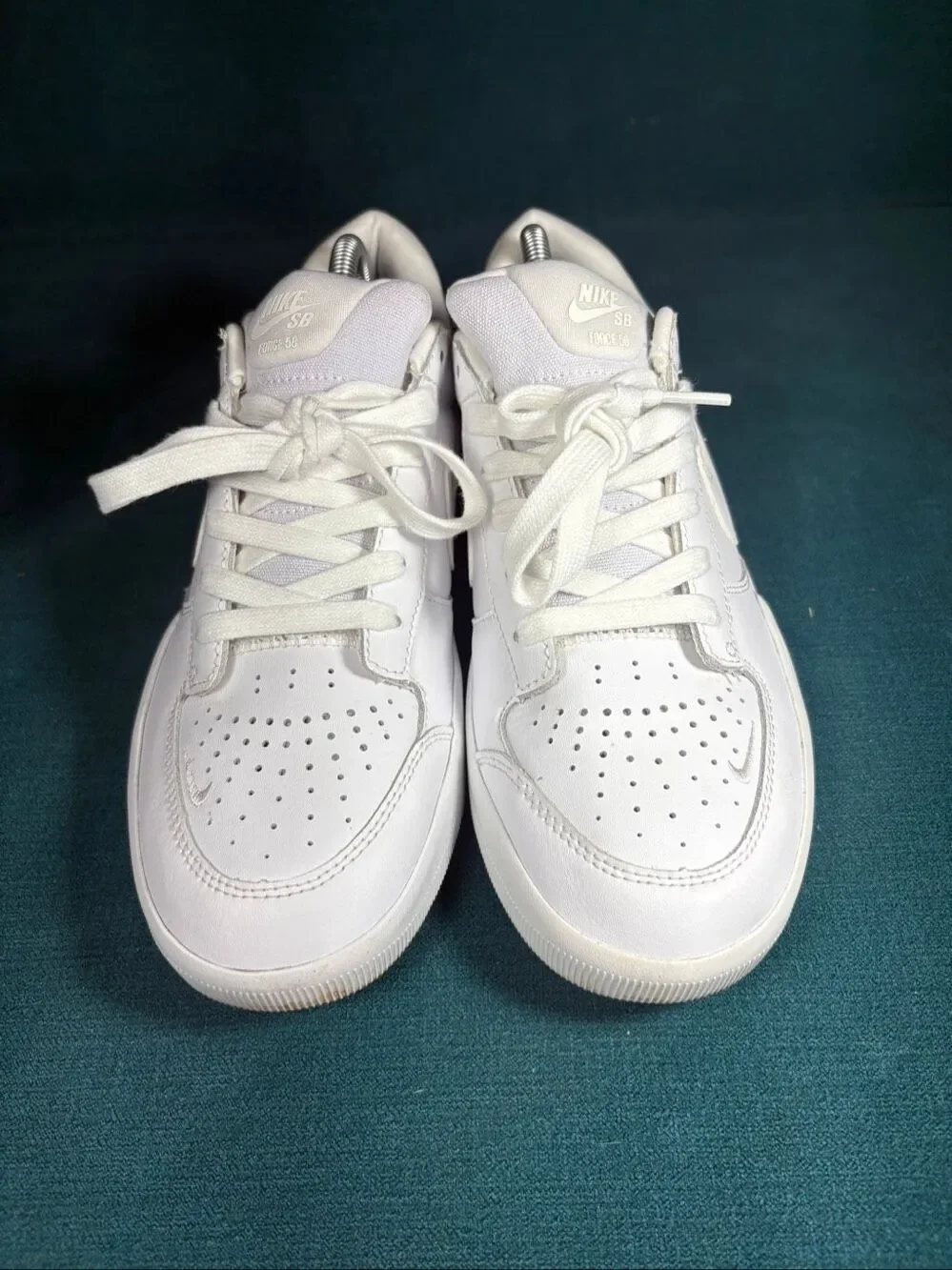 Nike SB Force 58 Triple White Skate Shoes Men's Size 8.5 DH7505-100